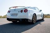 Nissan GT-R 3.8l Black Edition, FZG sucht neuen Pilot - Nissan GT-R