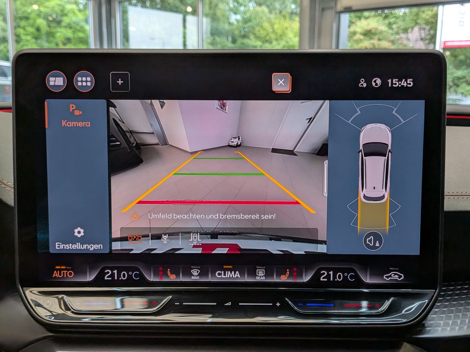 Fahrzeugabbildung CUPRA Leon 1.5 eTSI DSG DYNAMIC-EDGE-PAKET*CAM*AHK*18"