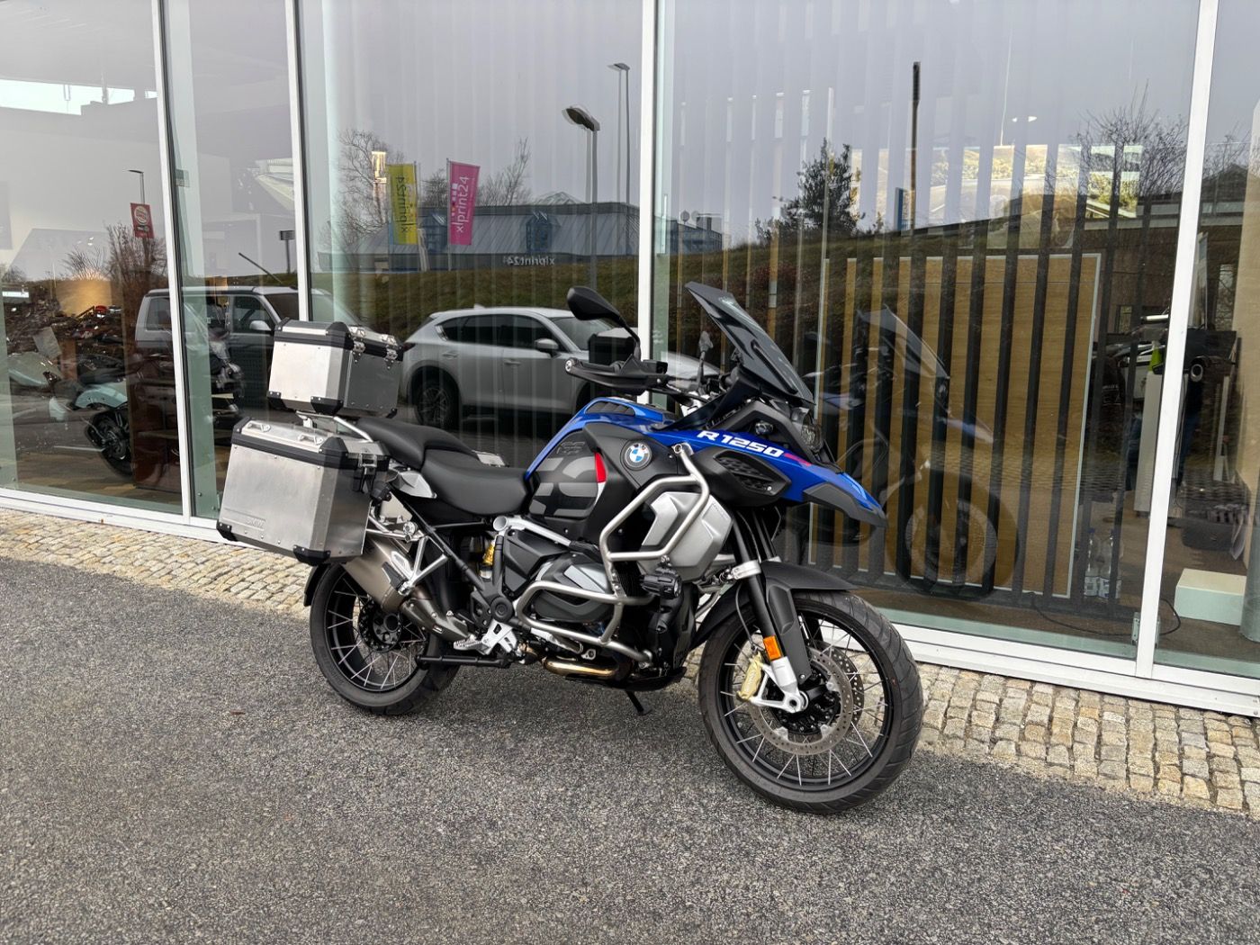 Fahrzeugabbildung BMW R 1250 GS Adventure Rallye Akrapovic Öl Inclusiv