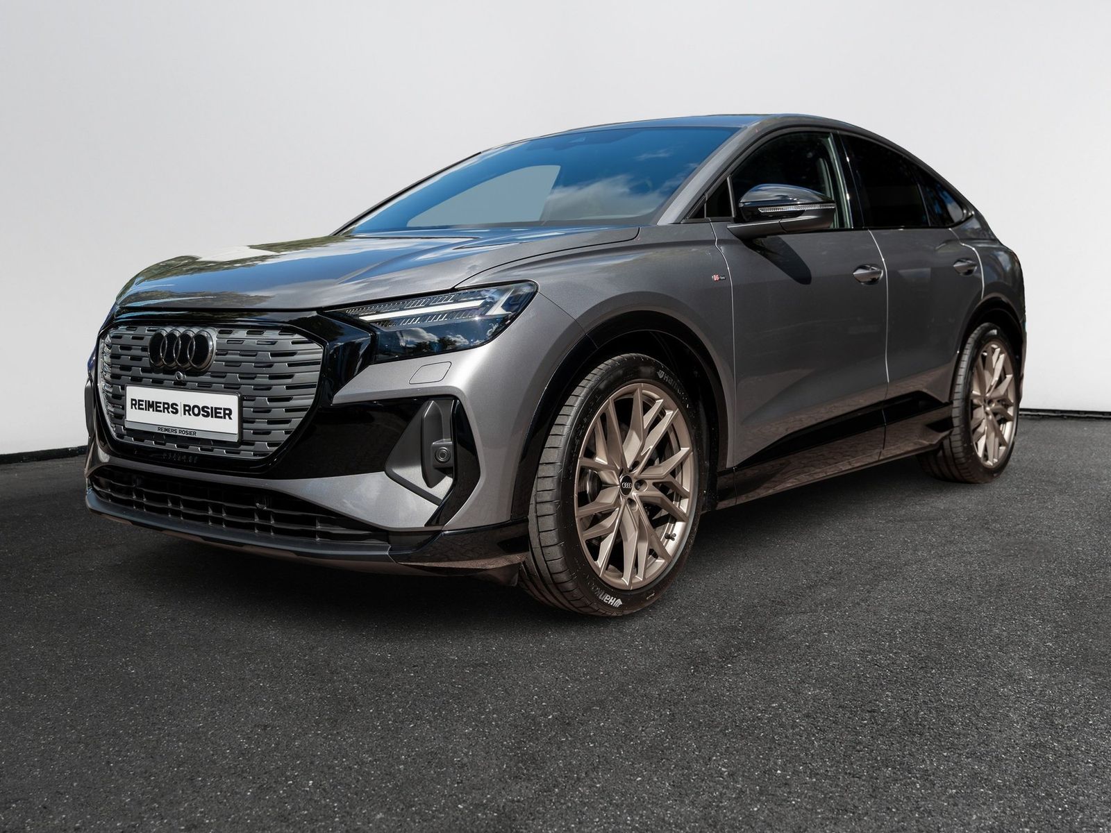 Audi Q4 Sportback e-tron 50 quattro 220 kW ACC imagem 2
