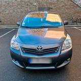 Toyota Verso - Toyota Verso: Kombi