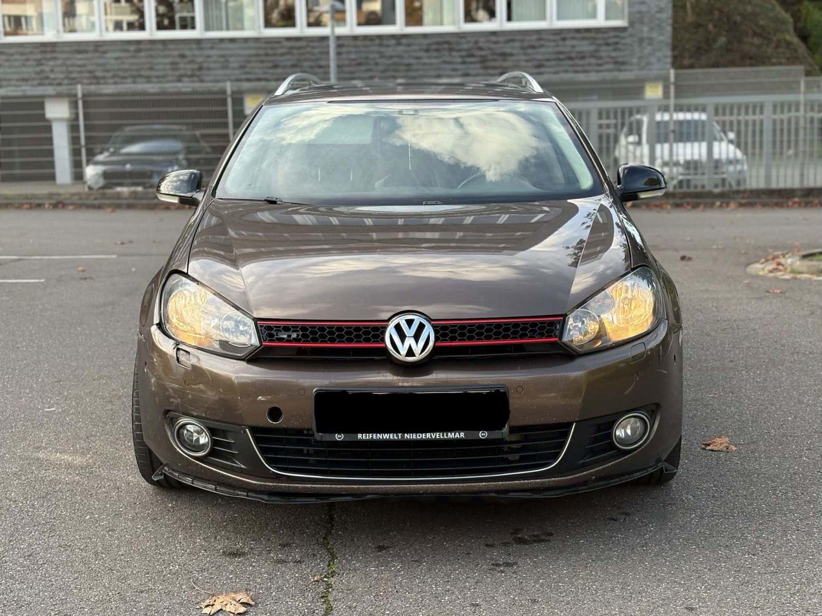 Volkswagen Golf 2012 — engine 105 HP (77kW)