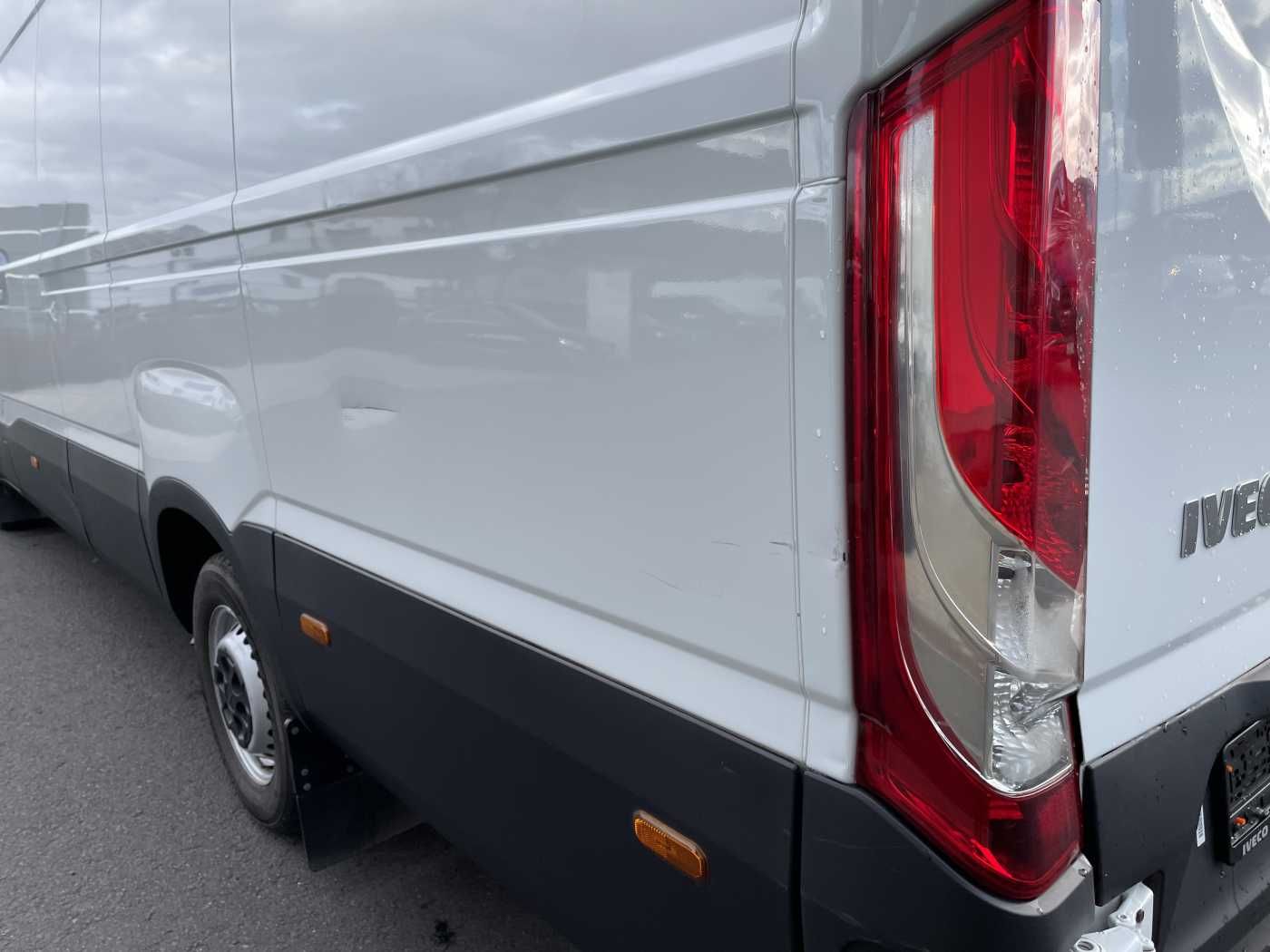Fahrzeugabbildung Iveco Daily 35S16 *Klima*L4.100mm*