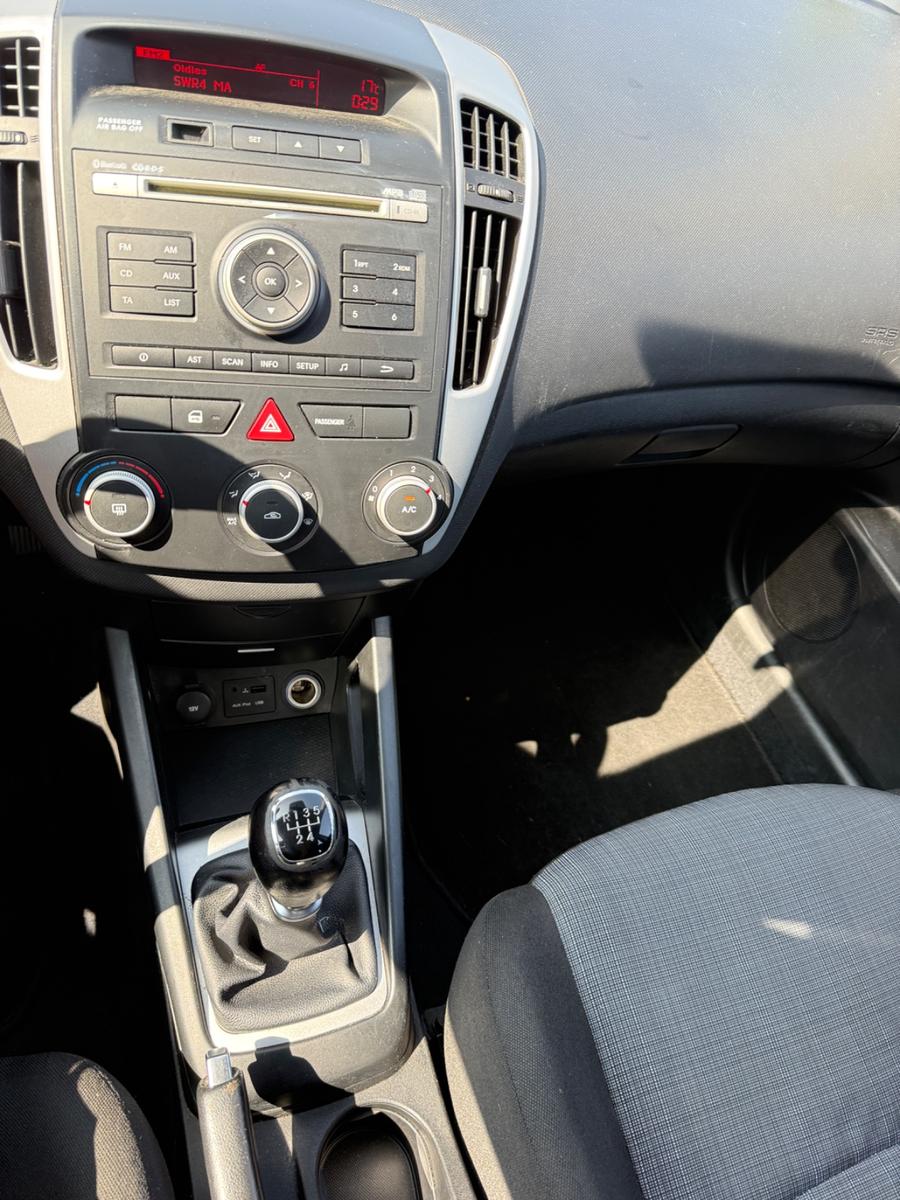 Kia Ceed 1.4 Sportswagon Vision /Klima