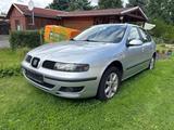 Seat Leon 1,6 16V Magma Magma - gebrauchte Seat Leon aus dem Jahr 2005