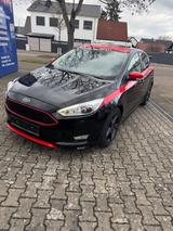 Ford Focus 1.5 Lim. Sport NAVI,SHD,PDC,CAM,ALU,SITZH - Ford: F1