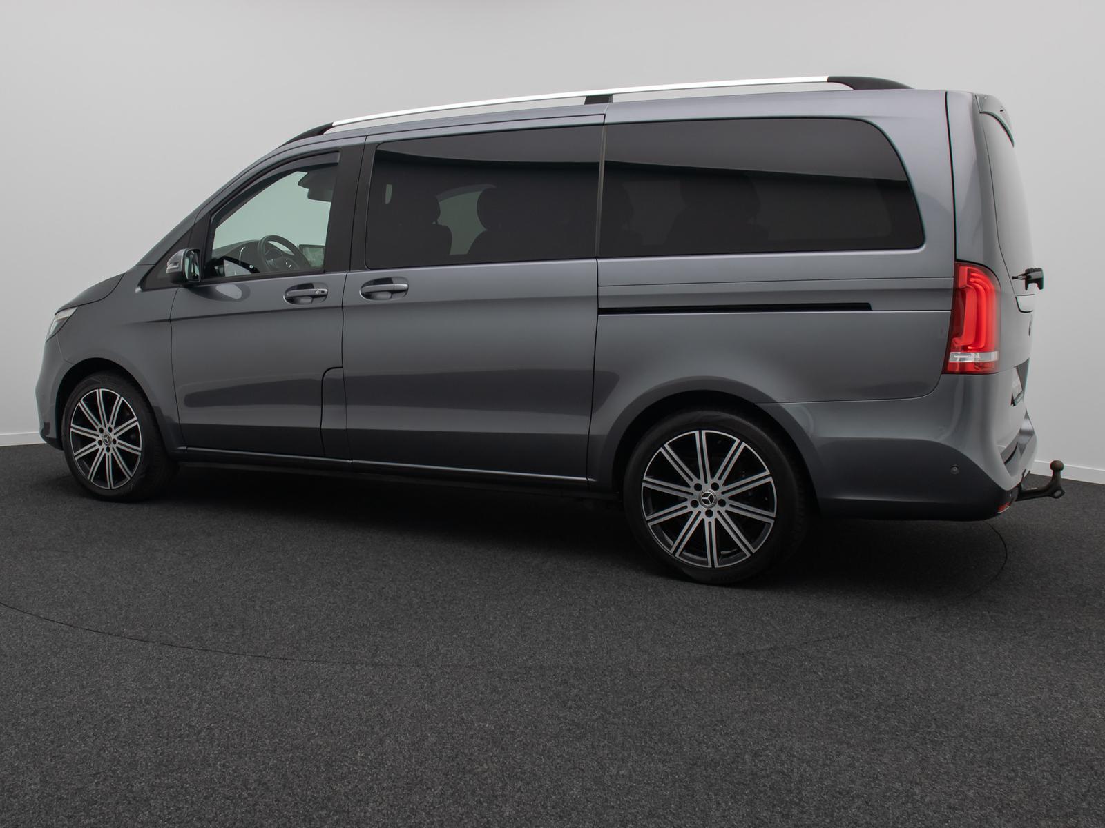Mercedes-Benz V 250 ACC Kamera Burmester AHK TischPaket 19Zoll