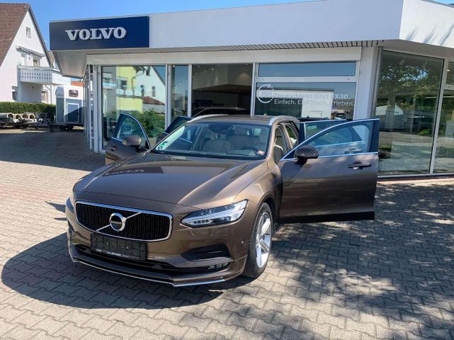 Volvo V90 Momentum