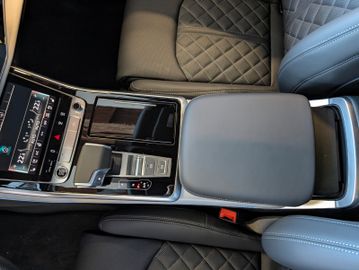 Audi Q7 50 TDI quattro S line