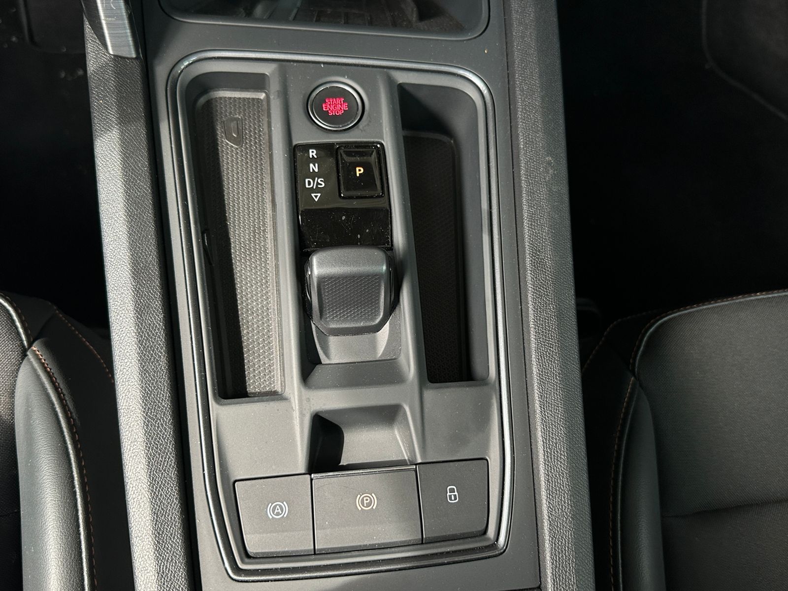 Fahrzeugabbildung CUPRA Formentor  eHybrid VZ AHK PANO LED NAVI