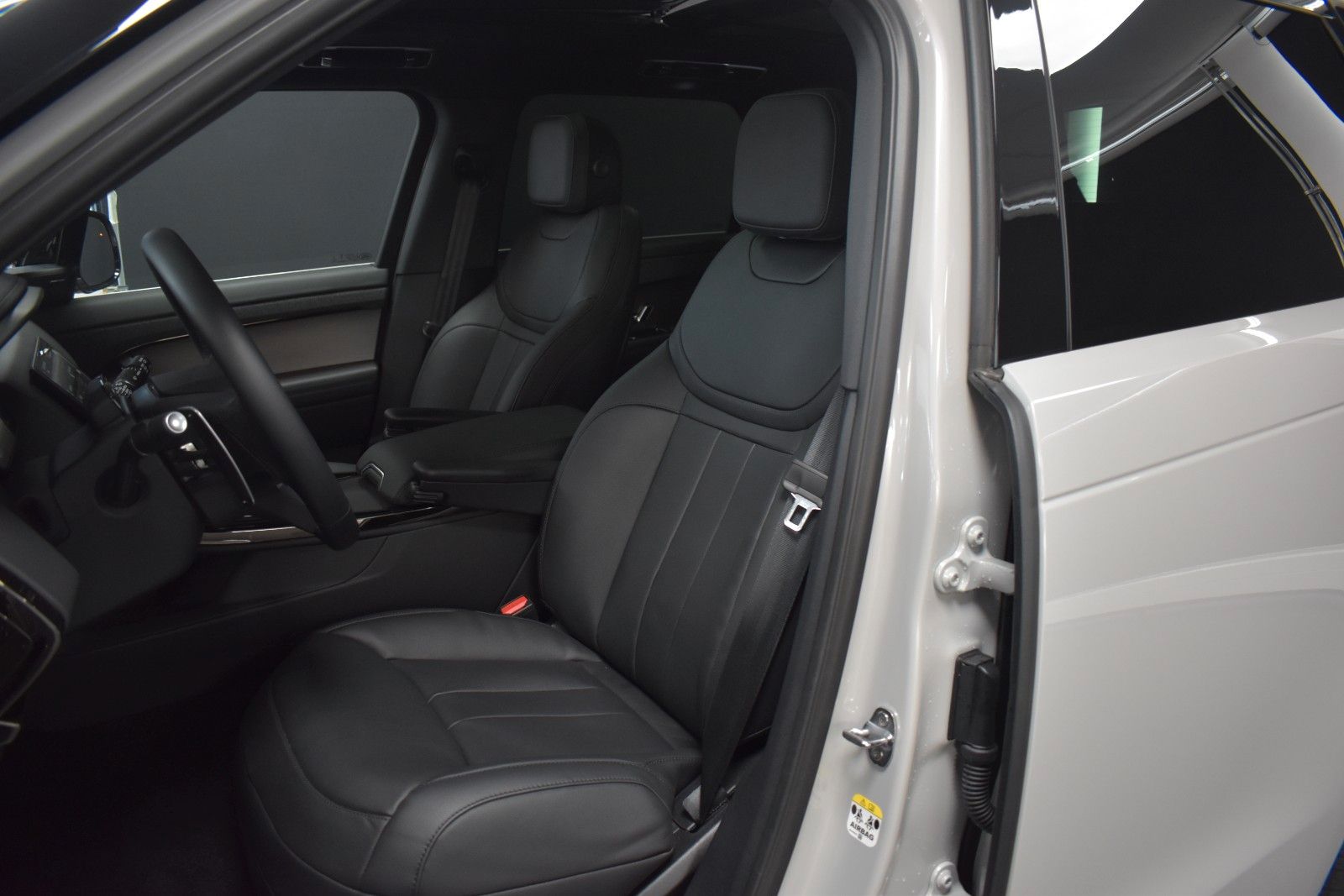 Land Rover Range Rover Sport 3.0 P460e Dynamic SV EDITION imagem 3