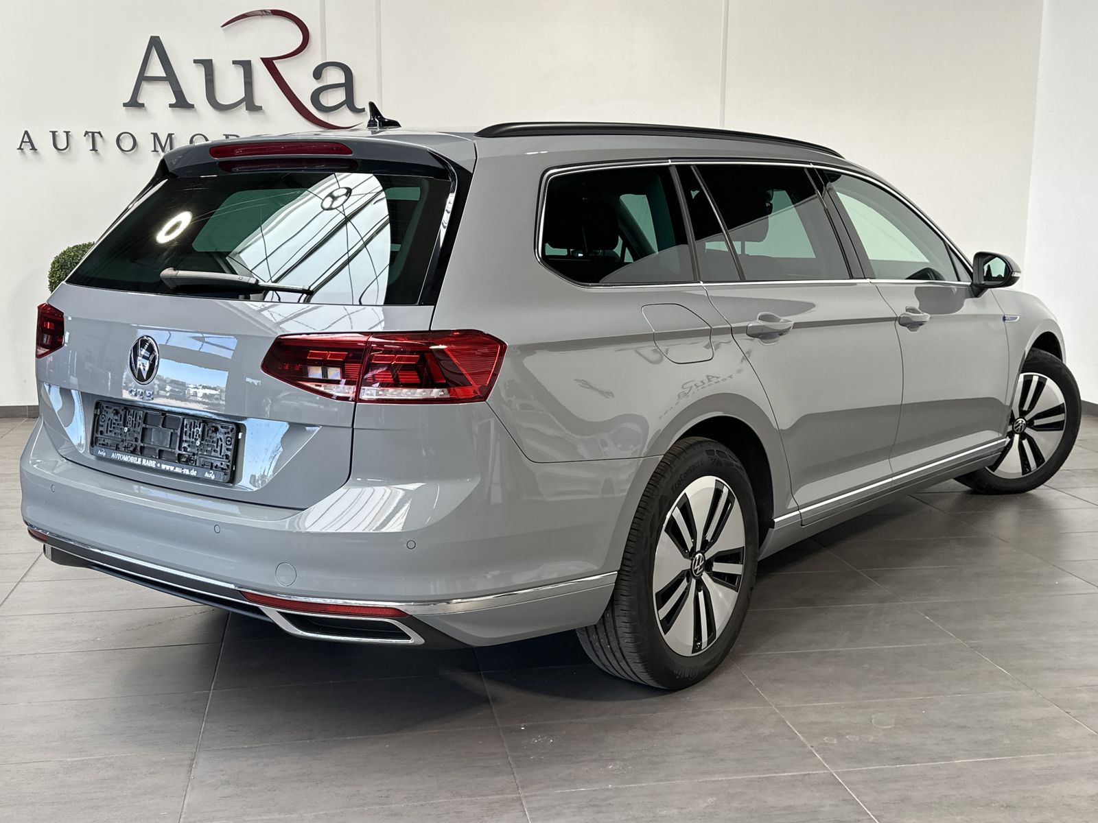 Fahrzeugabbildung Volkswagen Passat Variant 1.4 eHybrid GTE NAV+LED+ACC+AHK