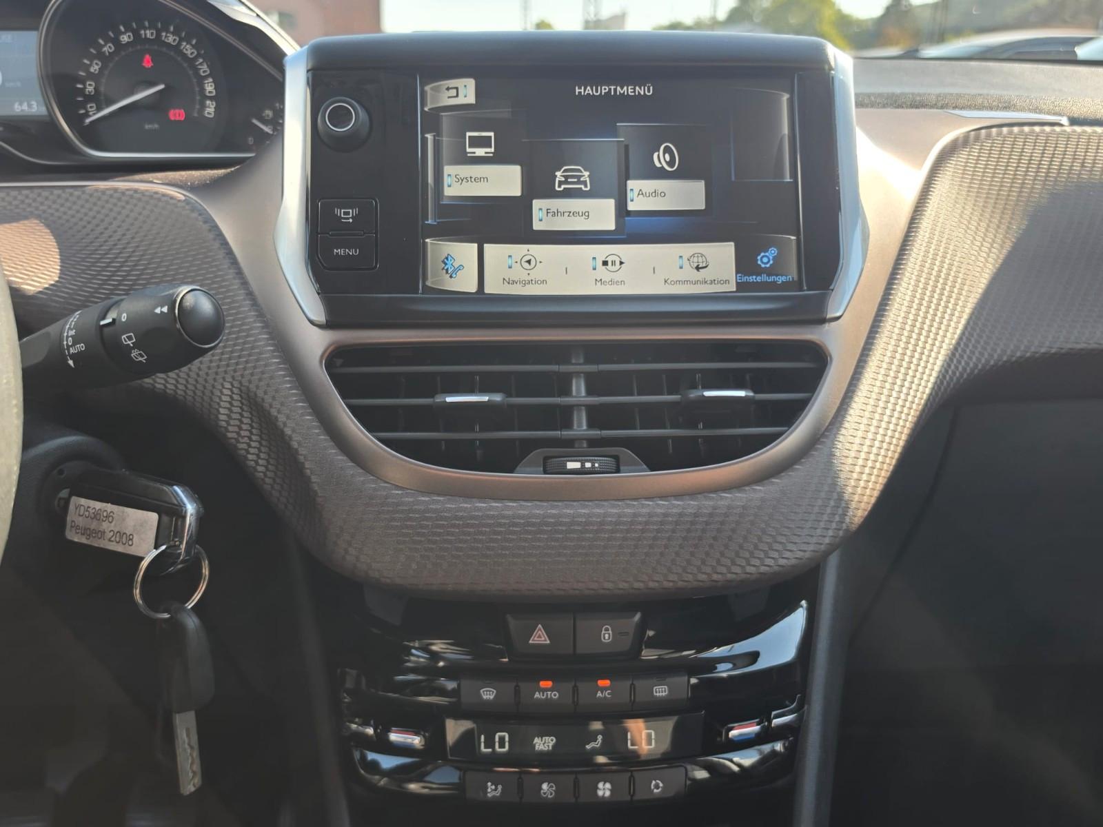 Peugeot 2008 Allure! TÜV NEU! Bordcomputer! Wenig KM!