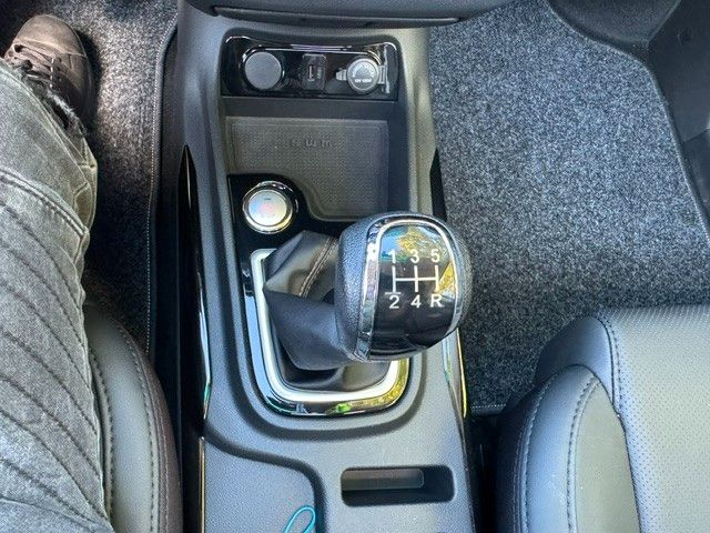 Fahrzeugabbildung SWM G03 S SCHIEBEDACH LEDER NAVI KAMERA 7 SITZER