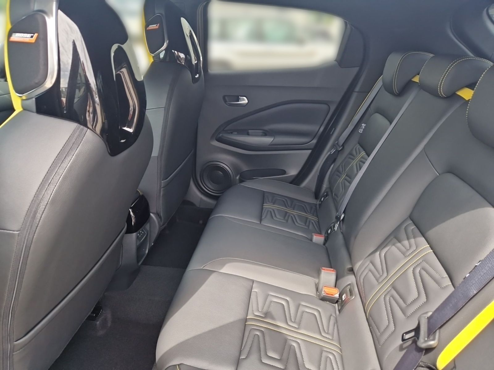 Fahrzeugabbildung Nissan Juke Hybrid N-Sport*Navi *360°Kamera*PDC*Leder