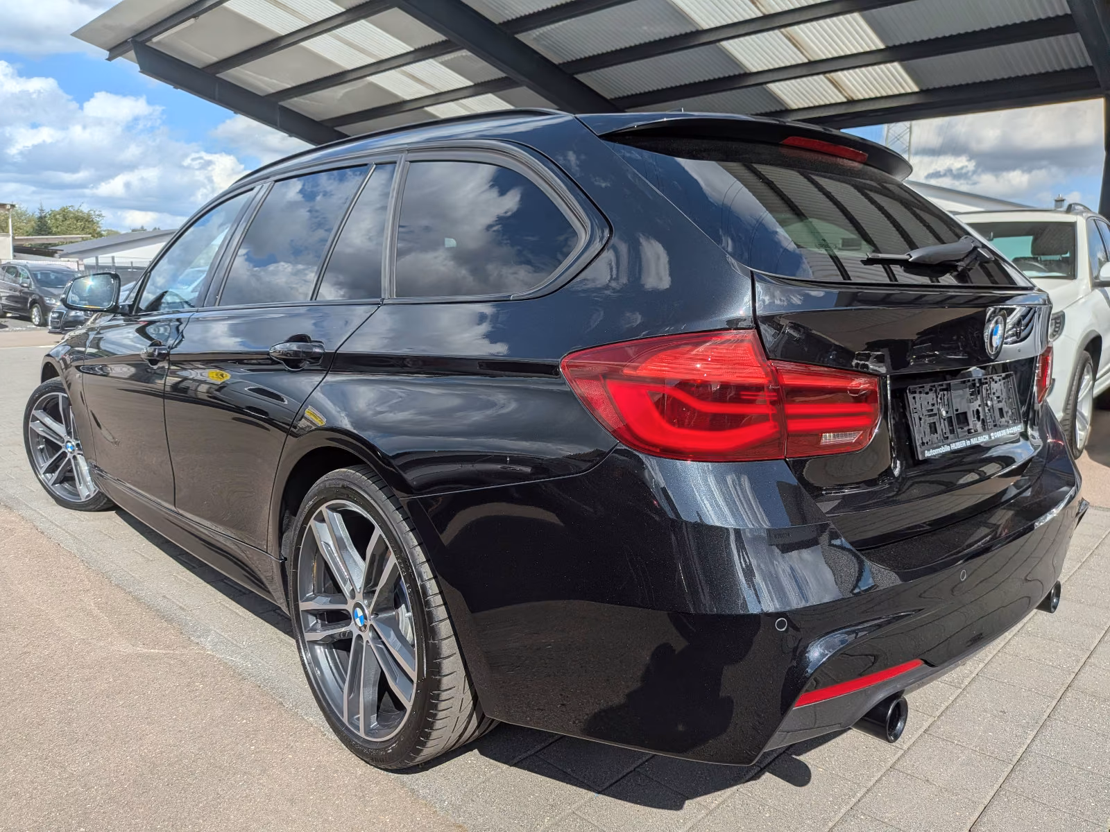 BMW 340i xDrive M-Paket h&k Leder Virtual Pano KeyGo
