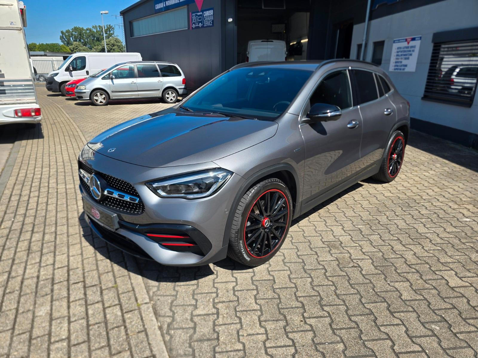 Mercedes-Benz GLA -Klasse GLA 250 4Matic Edition 1,AMG-Line