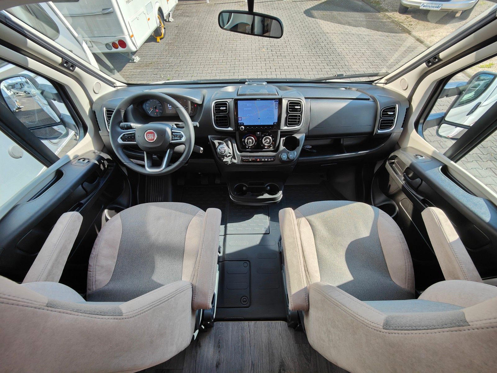 Fahrzeugabbildung LMC Cruiser V 646 G - JETZT 15.749 € SPAREN -