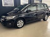 Volkswagen Touran 2.0 TDI DSG NAVI LED ACC Lane Assist 7-Sz