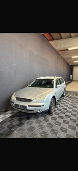 Ford Mondeo - Ford Mondeo aus 2002: Kombi