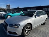 Audi A4 Ambiente 1.8 TFSI /TEMPO/KLIMA/PDC/SHZ/ - Audi A4 aus 2012: Kombi