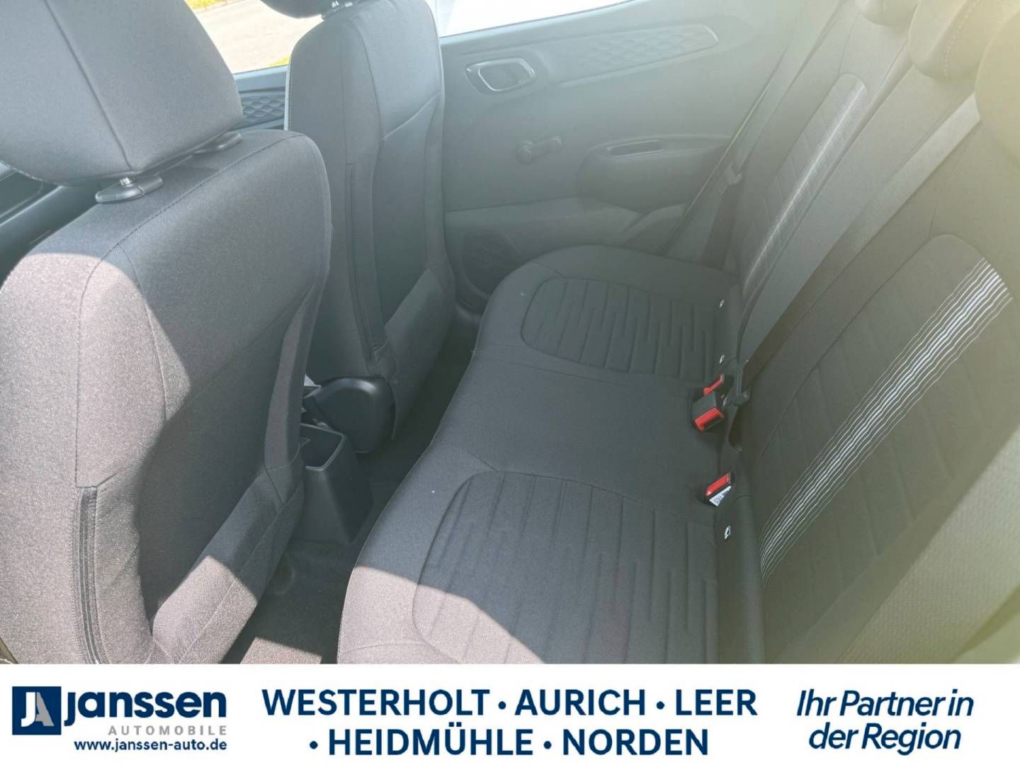 Fahrzeugabbildung Hyundai i10 FL  Trend, Komfortpaket