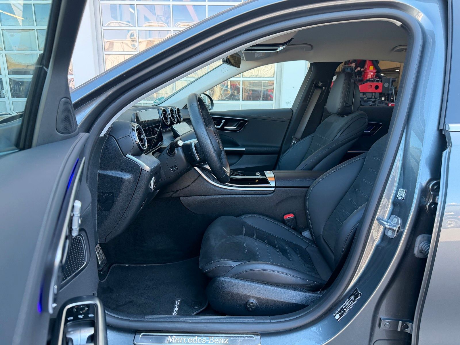 Fahrzeugabbildung Mercedes-Benz C 200 AMG+Memory