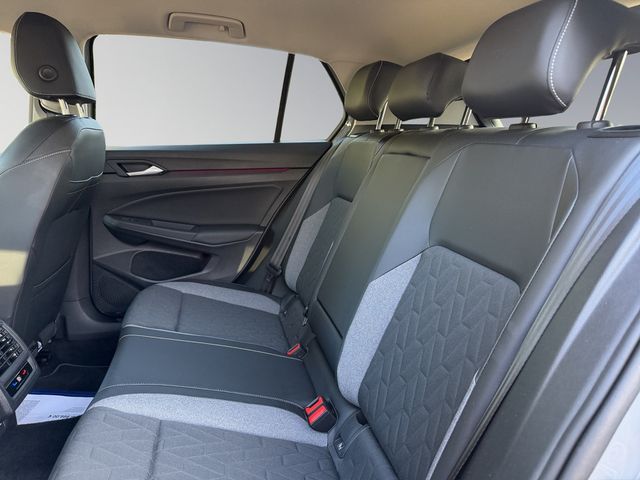 Golf VIII 1.5 eTSI Energy DSG