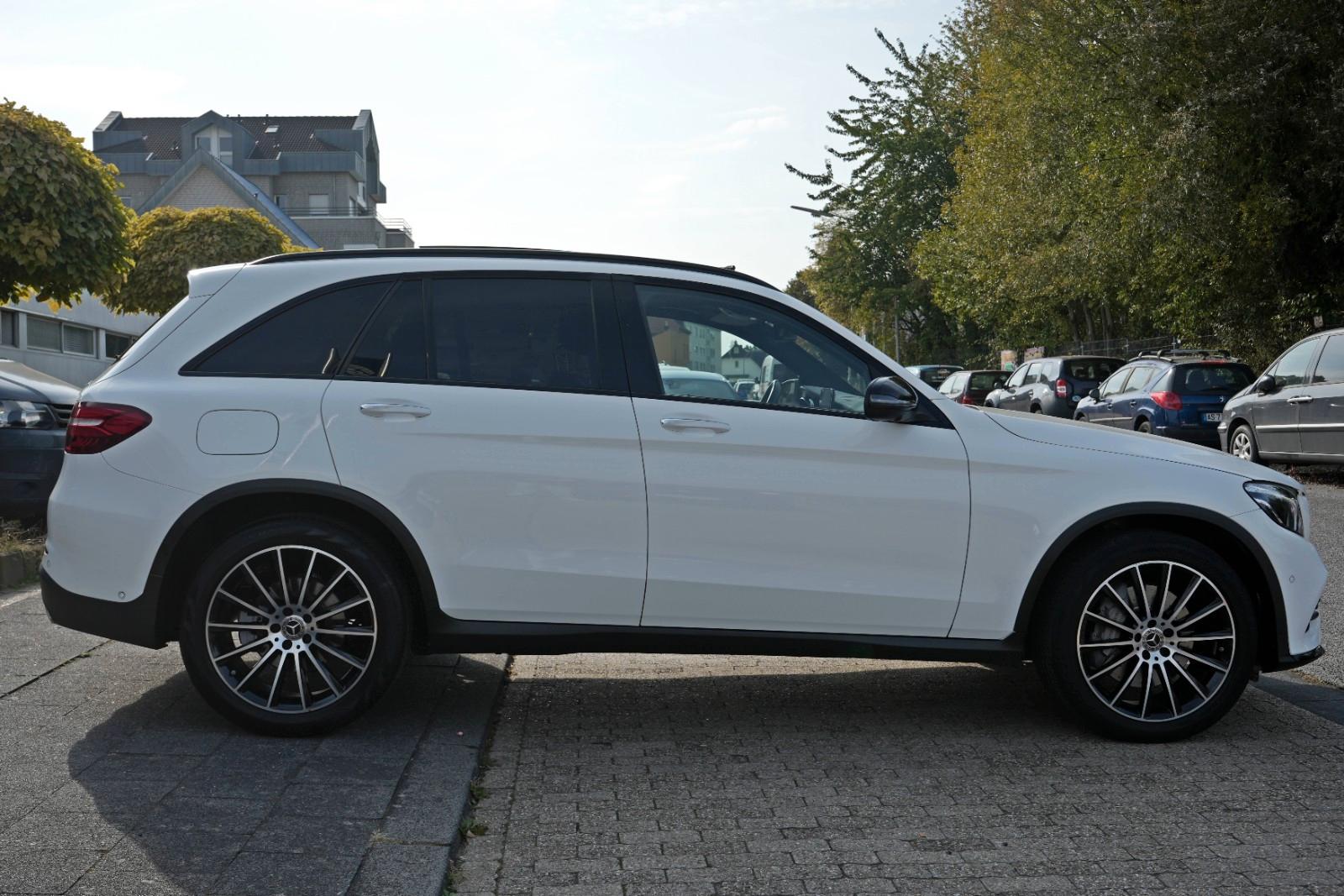 Mercedes-Benz GLC 300 4Matic AMG-LINE|NIGHT|PANO|360°|DISTRON