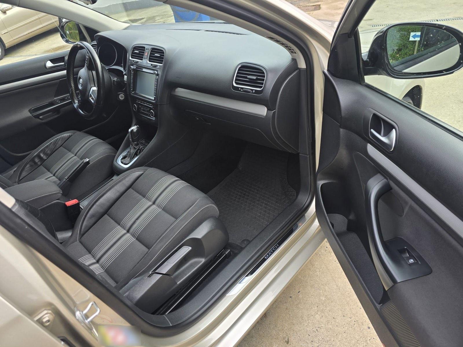 Volkswagen Golf 2012 — photo 9