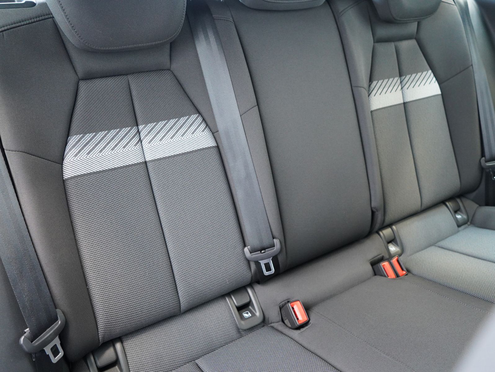 Fahrzeugabbildung Audi Q4 e-tron 50 quattro NAVI/MATRIX/LM20"