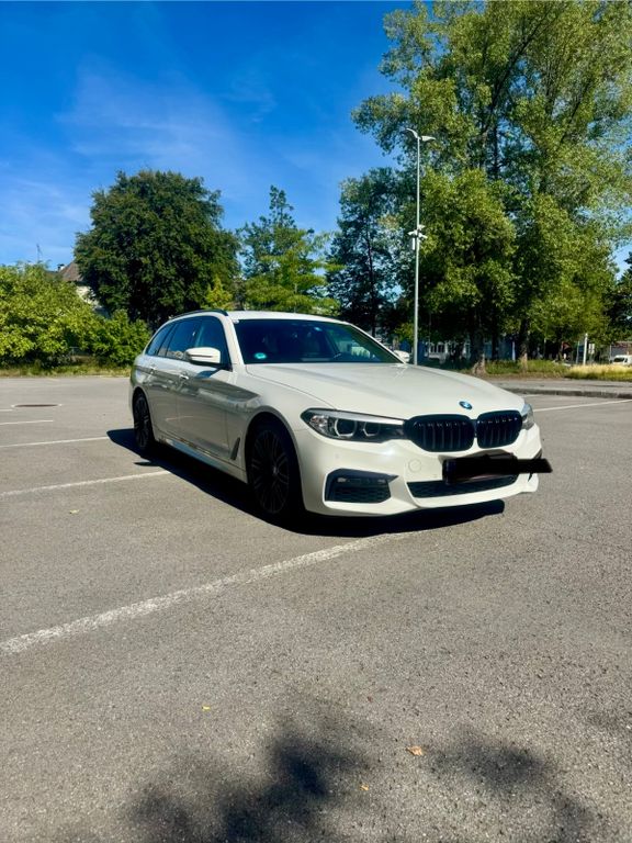 Image of BMW 540