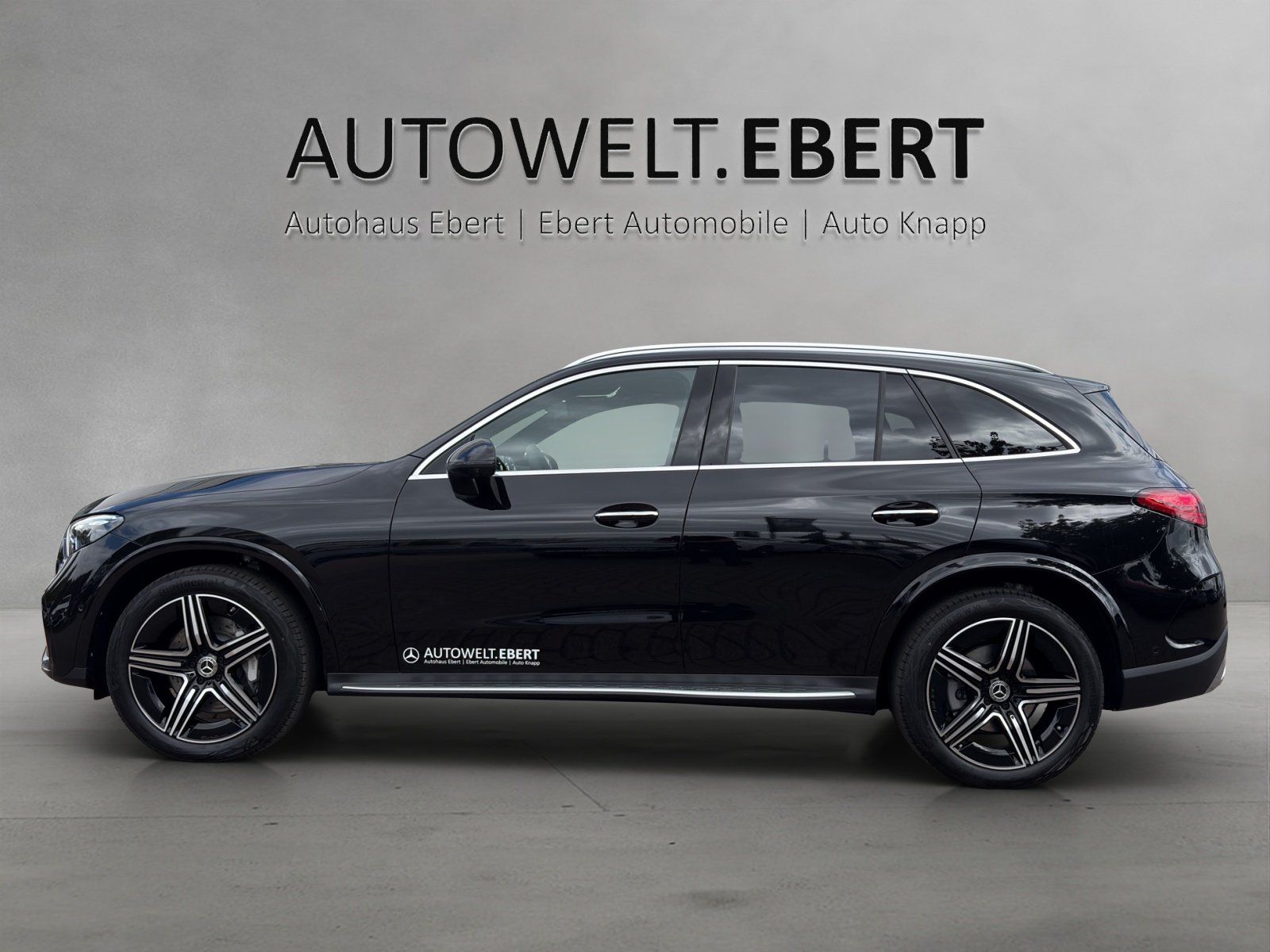 Fahrzeugabbildung Mercedes-Benz GLC 220 d 4M AMG-Line Pano AHK Burm Distr 360°
