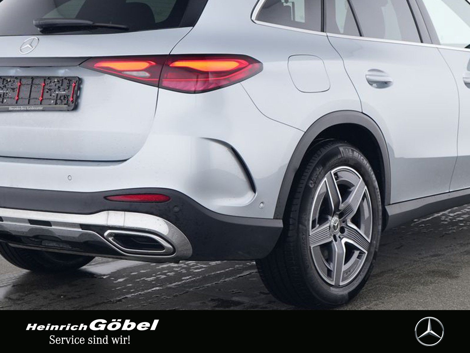 Fahrzeugabbildung Mercedes-Benz GLC 300 4M AMG+LED+MEMORY+PANORAMA+AHK+KAMERA