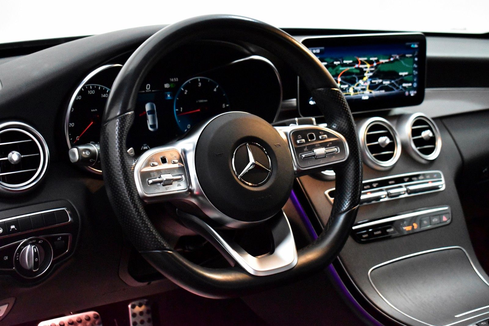 Fahrzeugabbildung Mercedes-Benz C 300 d Coupe, AMG line,Leder,Navi,LED,Burmester