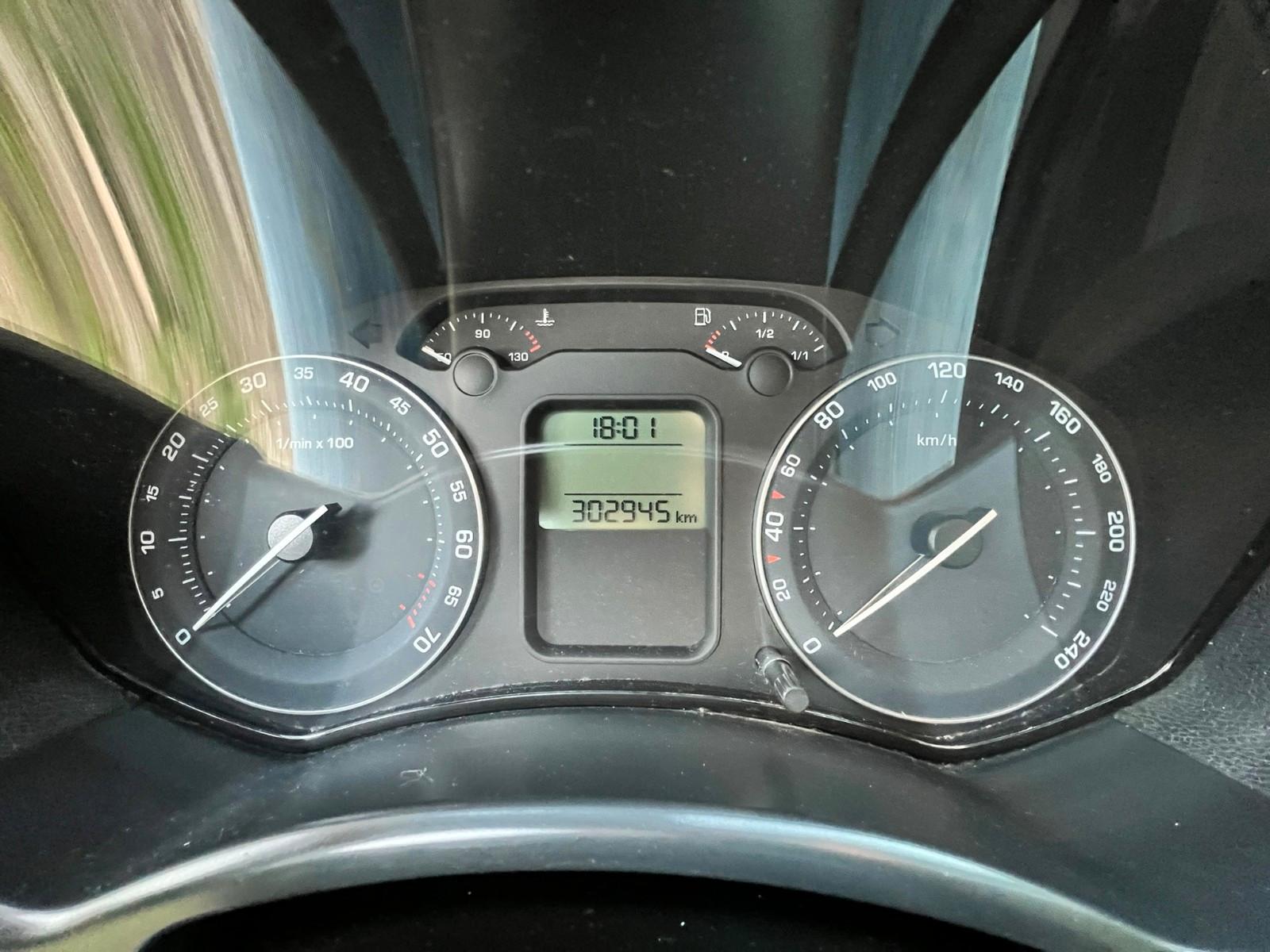 Skoda Octavia 2005 — photo 9