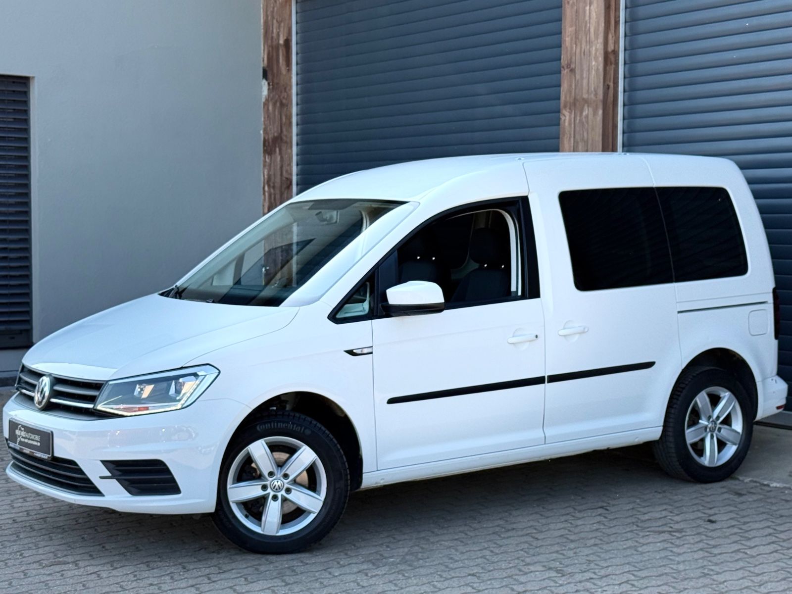 VW Caddy Trendline BMT/LED/Klimaauto/PDC/AHK/Tempom