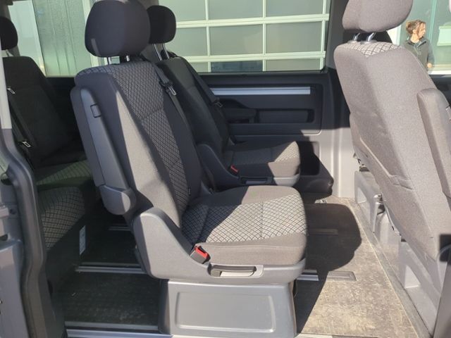 Fahrzeugabbildung Volkswagen T6.1 Multivan 2.0 TDI DSG Family STANDHZG SITZHZ