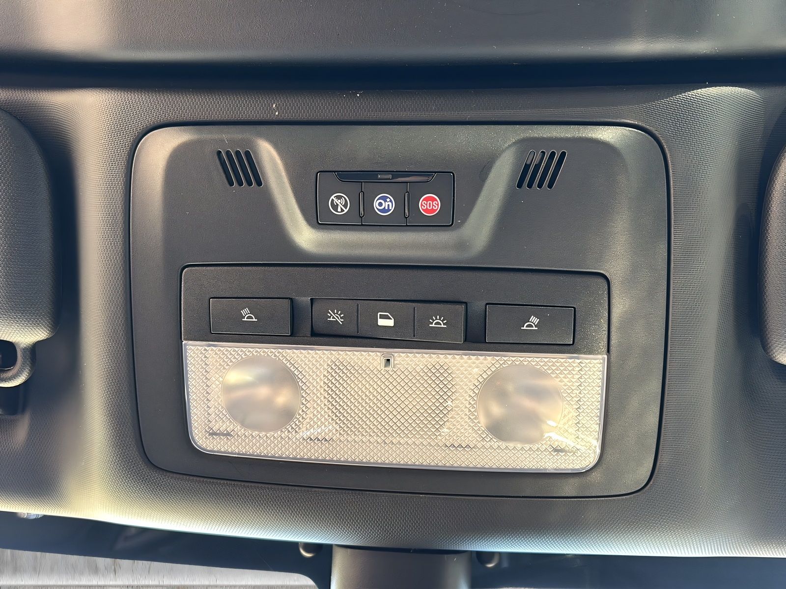 Fahrzeugabbildung Opel Cascada 1.4i INNOVATION NAVI LEDER XENON RF KAM