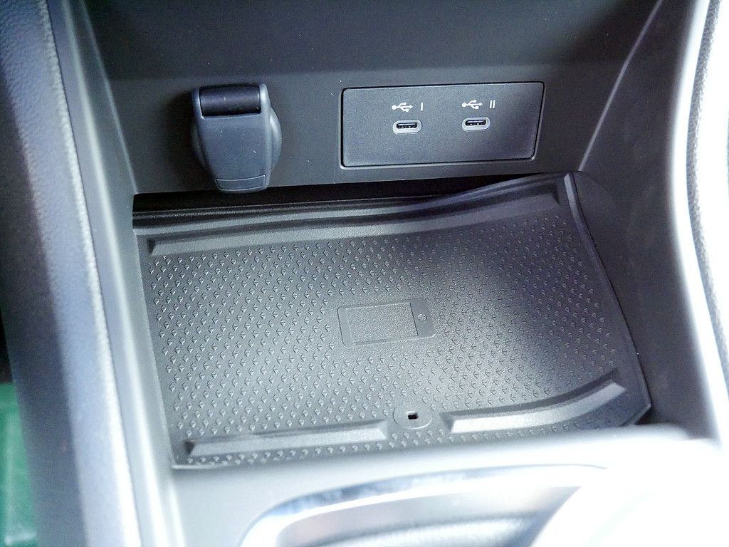 Fahrzeugabbildung Renault Captur Techno TCe 140 Mild Hybrid