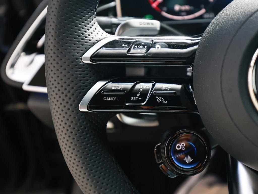 Mercedes-Benz E 53 AMG HYBRID T 4M+ NIGHT AHK ACC PANO HUD LED