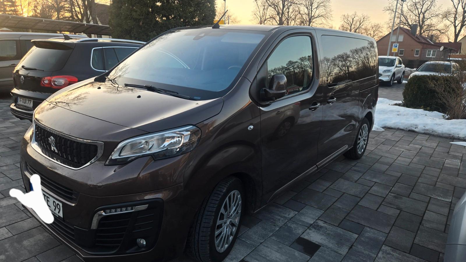 Peugeot Traveller Active L2+AHK+8Sitze