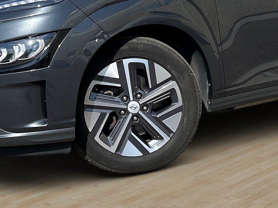 Fahrzeugabbildung Hyundai KONA ELEKTRO 64kWh PLUS-P KRELL+NAV+LED+CARPLAY+