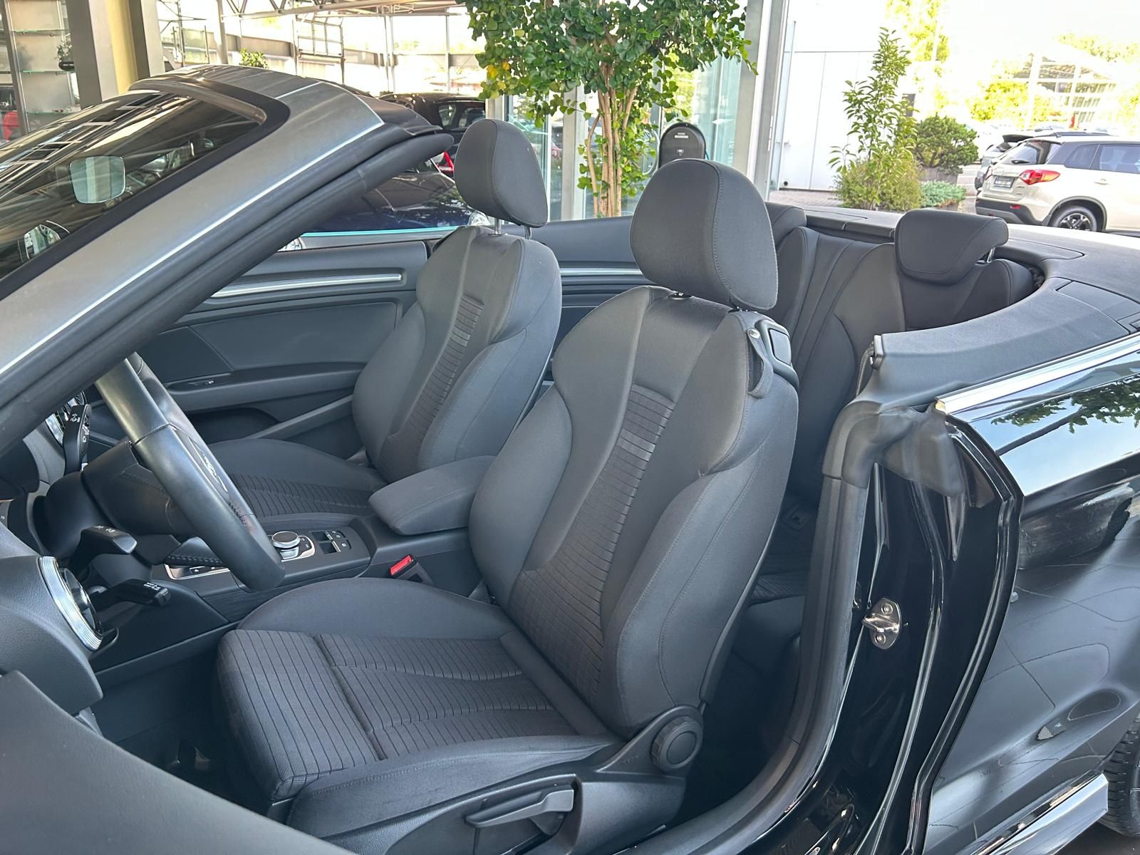 Fahrzeugabbildung Audi A3 Cabriolet S-Line LED NAVI ALU