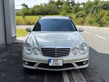 Mercedes-Benz E 63 AMG, 6.3 V8, 378 kw, Designo - gebrauchte Mercedes-Benz E 63 AMG aus dem Jahr 2009