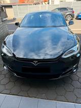 Tesla Model S Maximale Reichweite Long Range FSD aktiv - Tesla Model S Maximale-Reichweite