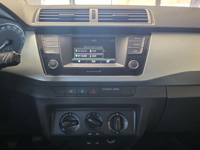 SKODA Fabia — Foto 20
