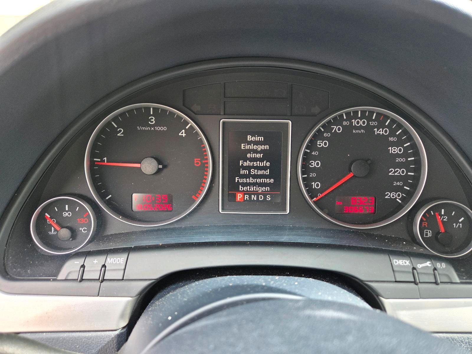 Audi A4 2005 — photo 6