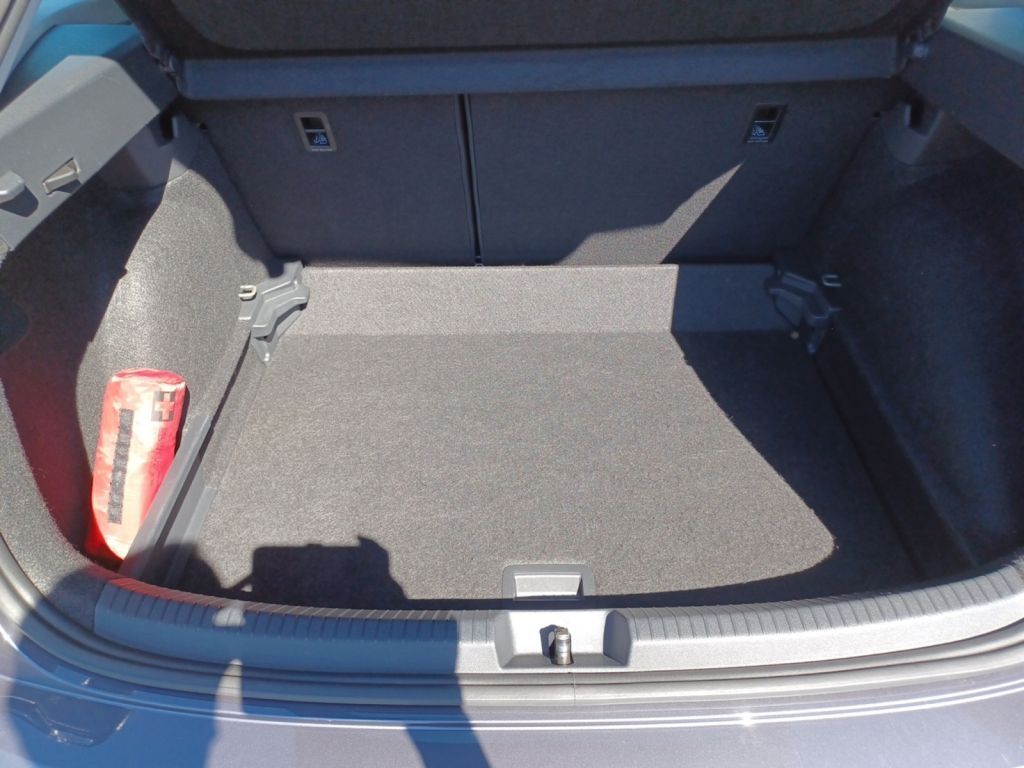 Fahrzeugabbildung Volkswagen Taigo 1.0 TSI OPF DSG Life LED, DAB+, DCP