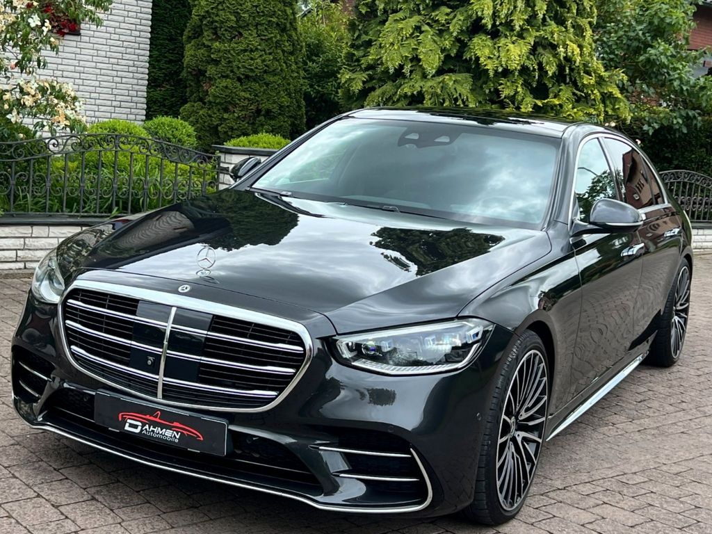 Image of Mercedes-Benz S 400